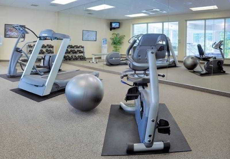 فندق فيرفيلد إن آند سويتس واوساو Weston المرافق الصورة
